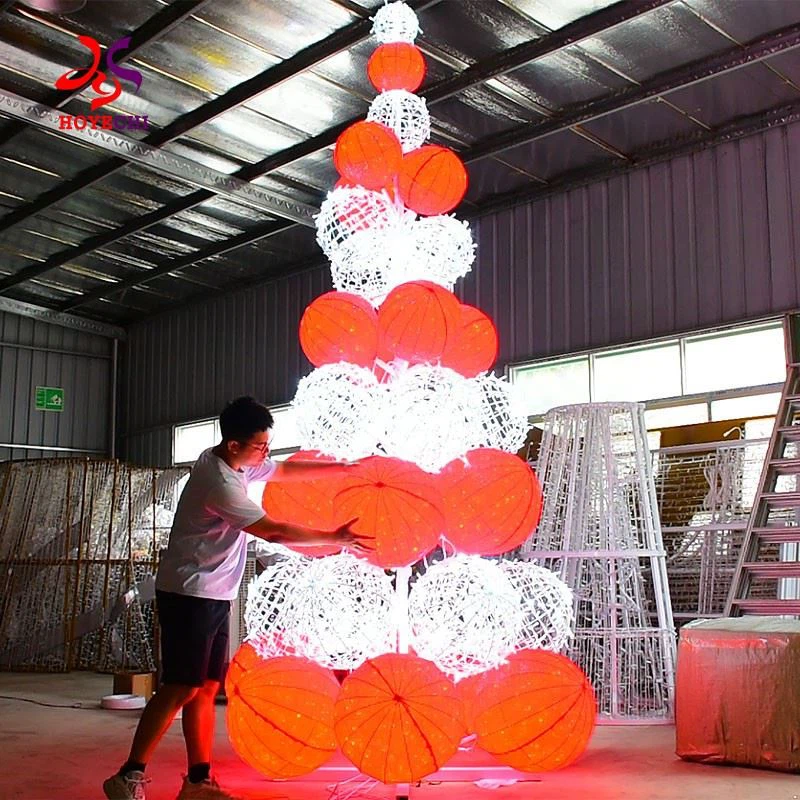 Spherical Light Sculpture Christmas Tree